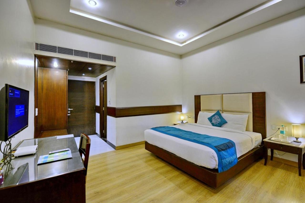 Vivo Hotels Jalandhar Esterno foto